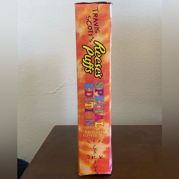 Official Travis Scott x Reese's Puffs Cereal Box - Picture 3 of 4